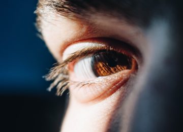26 bolezni, ki lahko povzročijo rumene oči